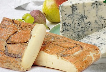 Gorgonzola & Taleggio fromages traditionnelles; lait vaccin de Vache (100% végétarien)