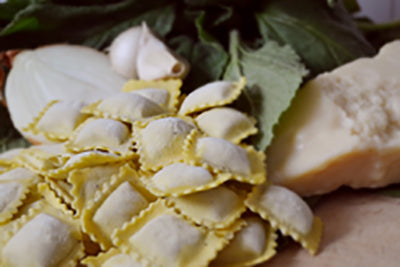 Ravioli alle Borragini - Ravioli aux Borrages - Raviolo with herbs & white meat